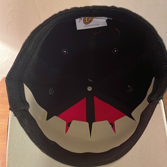 Dale Earnhardt Jr. Budweiser Hat Winner's Circle #8 Fitted Red Black Cap - NWOT - Picture 5 of 5